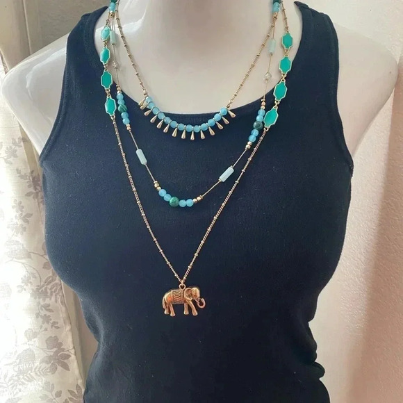 🆕Aqua Multi Strand Elephant Necklace🆕 - Picture 1 of 6